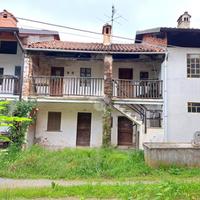 CASA SEMINDIPENDENTE A NETRO