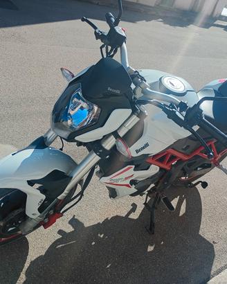 Benelli BN 125