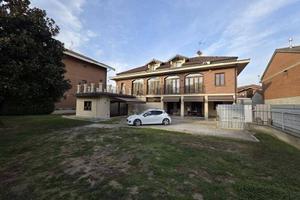 Immobile in asta di 457 m² con 4 locali a Nichelin