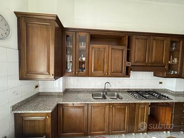 Cucina componibile legno massiccio