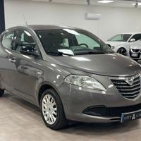 Lancia Ypsilon 1.2 69 CV 5 porte Platinum
