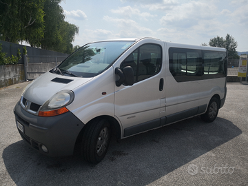 Renault Trafic 2.5 dci L2H1