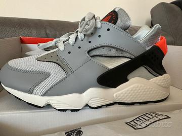 Scarpe Nike huarache 39 grigie argento Top!