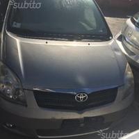 Toyota corolla verso 2.0 1cdftv