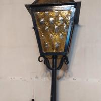 lampada in ferro battuto vintage