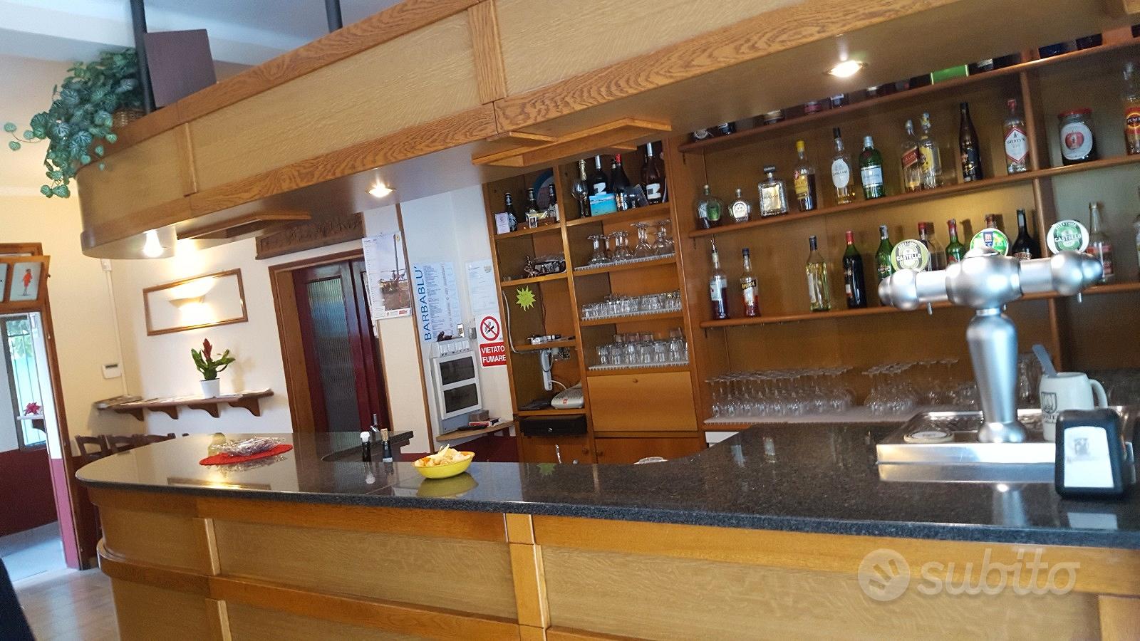 Locale commerciale ''bar'' - Uffici e Locali commerciali In vendita a ...