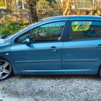 Peugeot 307 2.0 HDI 135 **A PEZZI O INTERA**