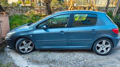 Peugeot 307 2.0 HDI 135 **A PEZZI O INTERA**