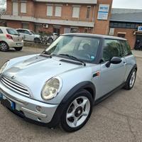 Mini 1.4 One D - 2004