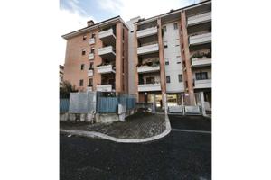 Luminoso appartamento in cortina con ascensore