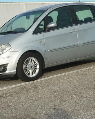 Lancia MUSA 1.4 16V ORO Frizione Cinghia+P.A. Nuov