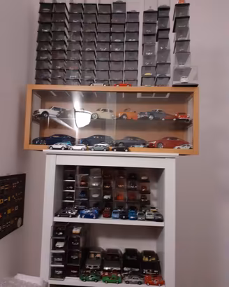 ACQ.UISTO lotti stock modellini auto da collezione
