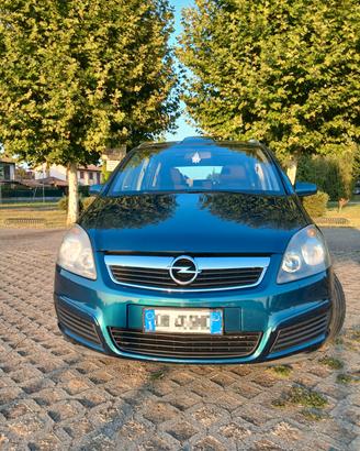 opel zafira b 2007  / per interesati ho piú foto 