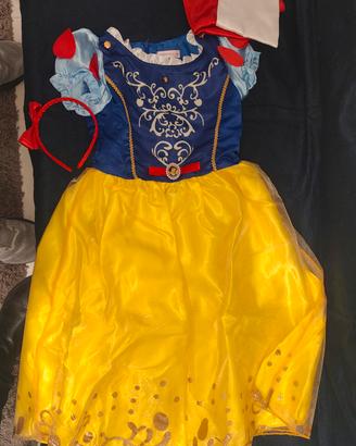 Splendido costume di carnevale Biancaneve