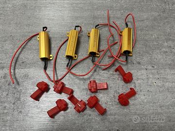 Resistenze resistori per fari o frecce a Led corre