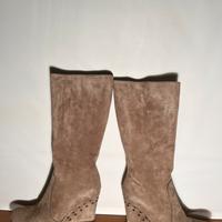 Stivali in camoscio beige nr38