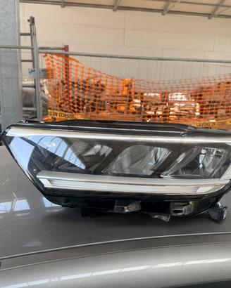 Faro anteriore sinistro originale troc 2024