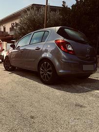 Opel corsa D 1.3