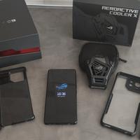 Asus Rog Phone 9 pro più accessori