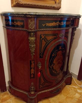 Mobile in stile antiquariato modello Napoleonico