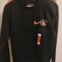 felpa Nike custom Pokemon Charizard 