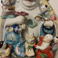 Statua con Buddha che ride  
