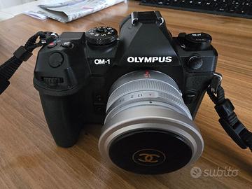 Olymus OM1 solo corpo