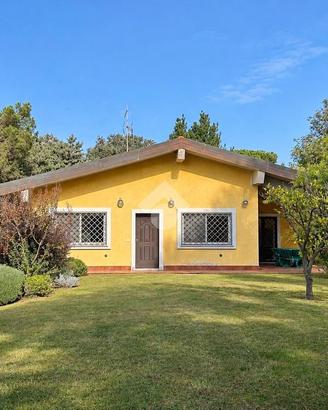 VILLA SINGOLA A TERRACINA