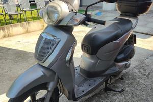 scarabeo 125