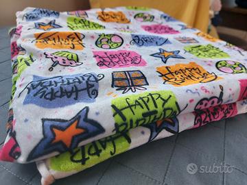 Telo scampolo velluto sintetico Happy birthday 