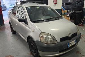 Toyota yaris Neopatentati 5 porte 
