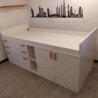 Letto singolo con armadio