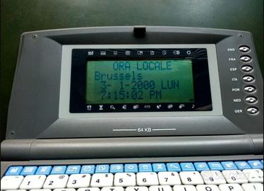 COMPUTER MINI DEL 1995 VINTAGE 64 KB  MAI USATO