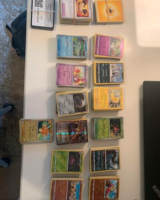 600 Carte pokemon