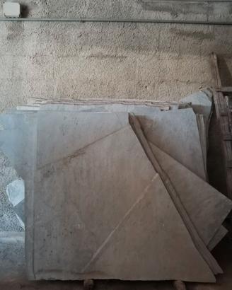 Lastre di marmo bianco di Carrara in blocco