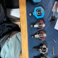 Pedali attacco rapido