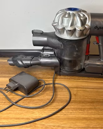 Dyson DC62 Aspirapolvere Senza Fili + Caricatore