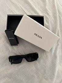 Occhiali da sole Prada PR 17WS