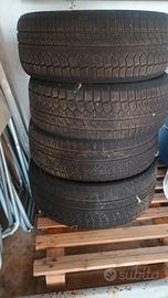 Pneumatici invernali 225/50/17 
