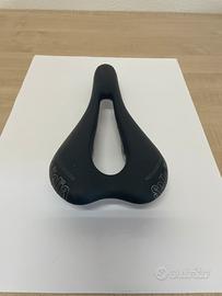 Sella SLR Lady TI 316 Superflow di Selle Italia S3