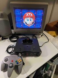 Nintendo 64 PAL con cavi, joypad e gioco