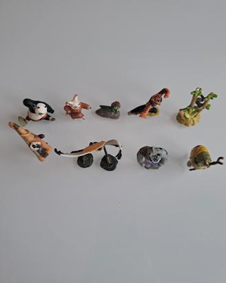 KINDER SORPRESA KUNG FU PANDA +5 CARTINE 