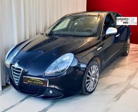 Alfa Romeo Giulietta 1.6 mtj*PELLE*LED