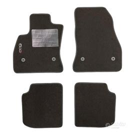 Tappetini in moquette per auto Fiat 500L 2012 con 