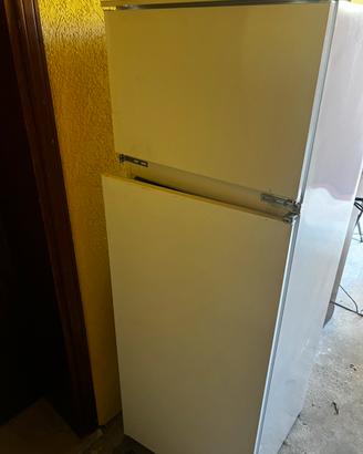 Frigo senza mensole