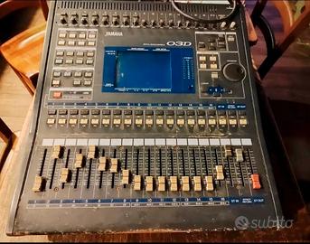 Mixer audio digitale Yamaha 03D 