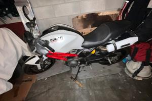 Ducati Monter 796+