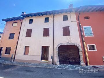 CASA IN LINEA DAGLI AMPI SPAZI, VISTA APERTA E ...