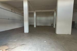 Attività / Licenza di 226 m² con 1 locale a Giarre