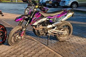 KTM 690 smc-r